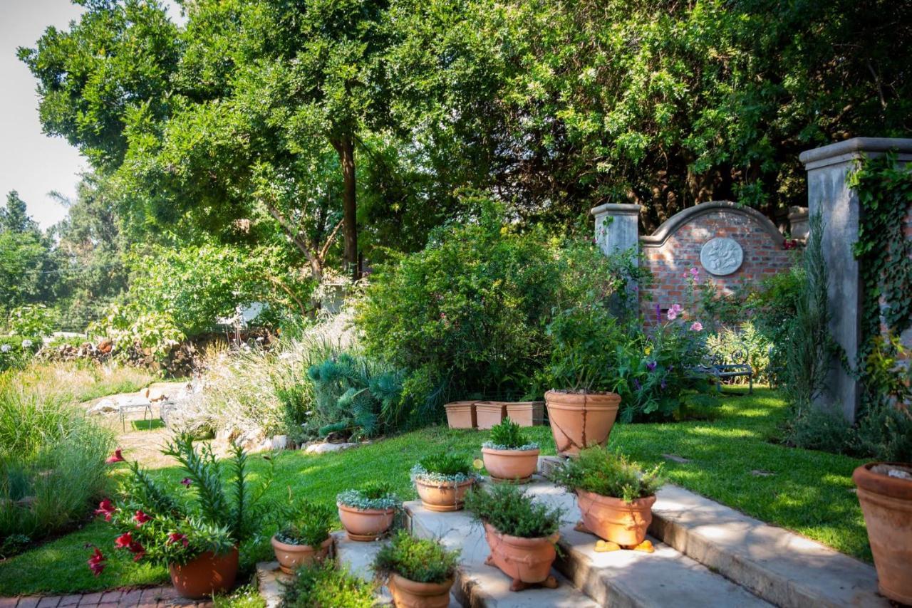 Shepherd'S Corner Guest House جوهانسبورغ المظهر الخارجي الصورة