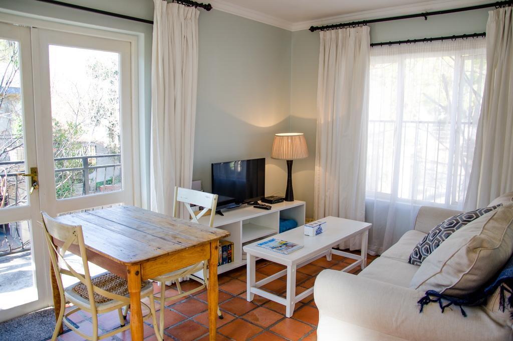 Shepherd'S Corner Guest House جوهانسبورغ المظهر الخارجي الصورة