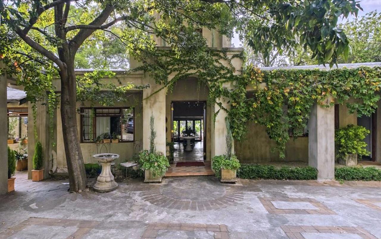Shepherd'S Corner Guest House جوهانسبورغ المظهر الخارجي الصورة