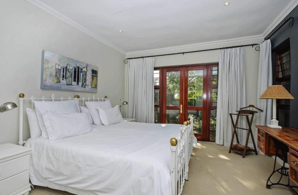 Shepherd'S Corner Guest House جوهانسبورغ المظهر الخارجي الصورة