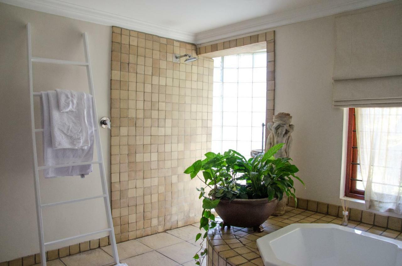 Shepherd'S Corner Guest House جوهانسبورغ المظهر الخارجي الصورة